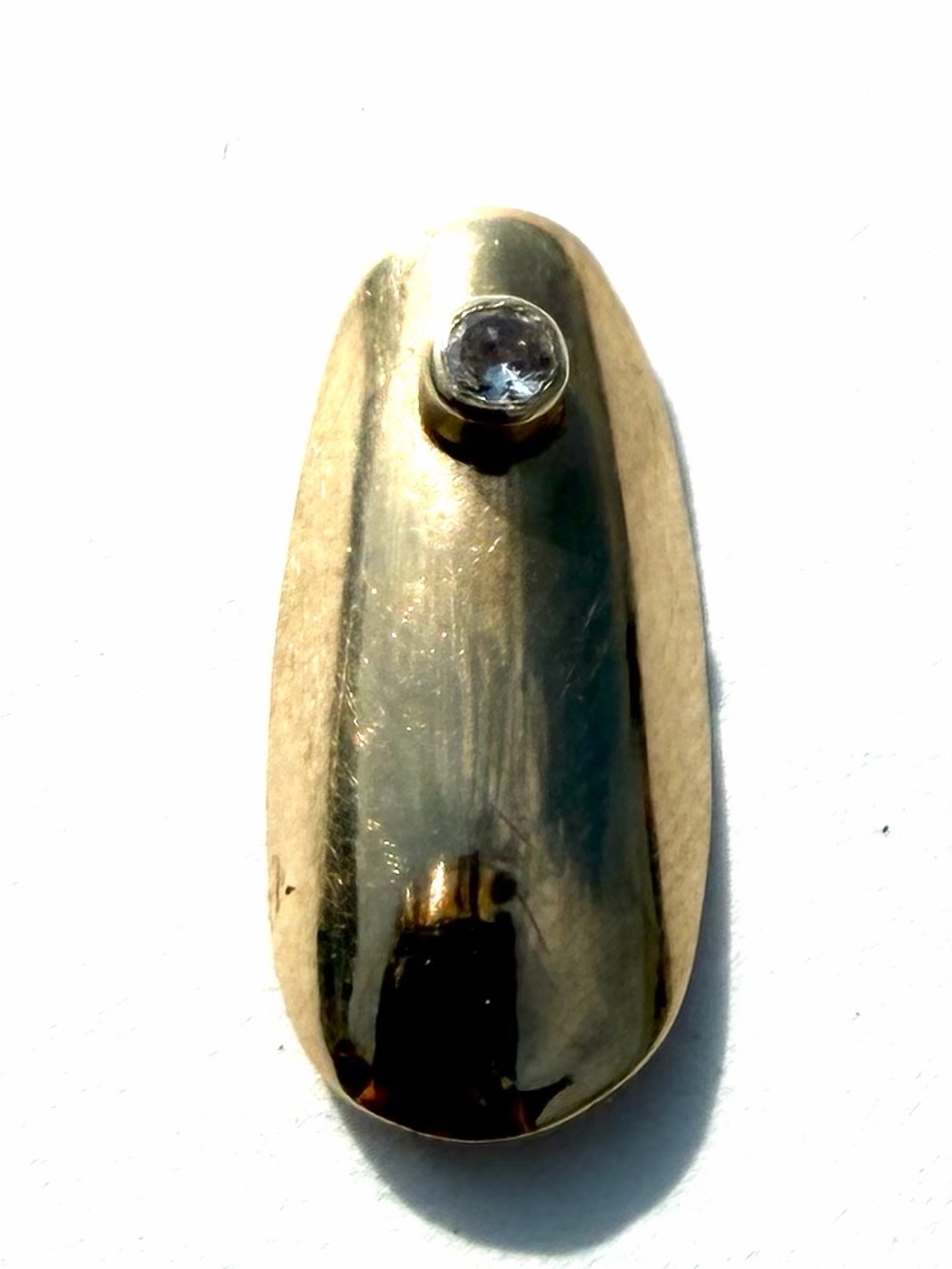 14k Solid Yellow Gold Fingernail with Diamond Accent